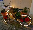 Оформление велосипеда на Рождество