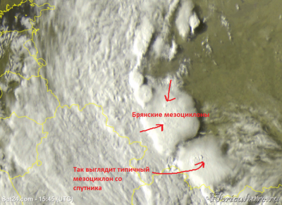 Начну я пожалуй со спутникового снимка. На спутнике видна типичная облачная плямба. Обычно, если есть мезоциклоны, то их видно со спутника в виде возвышающихся макушек над наковальней, тут их видно не особо, однако видно. На снимке я всё указал стрелочками.